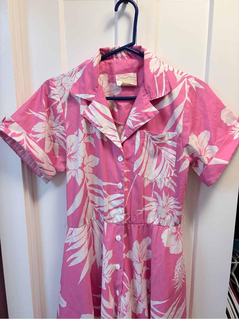 Vintage Hawaii Pink Tropical Print Button-Front Dress